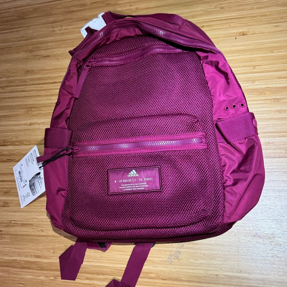 adidas VFA 4 Backpack in Burgundy - Picture 5 of 5